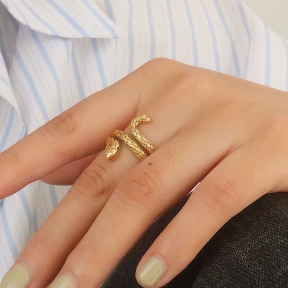 #NEW 18K Gold Plated Snake Serpent Ring - Picture 5 of 5